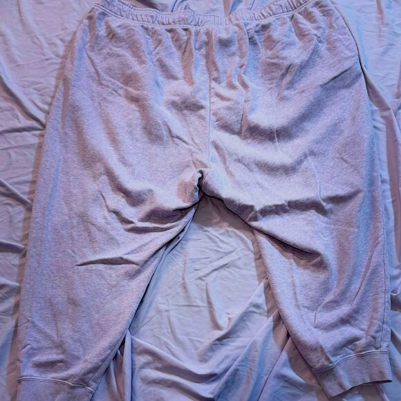 PLUS SIZE 3X Nike Heathered Light Purple Capri Length Sweatpants - Picture 7 of 11